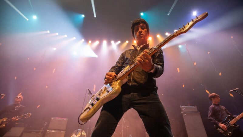 Johnny Marr, ex-The Smiths: “Eu já fui sequestrado pelo Happy Mondays uma vez”