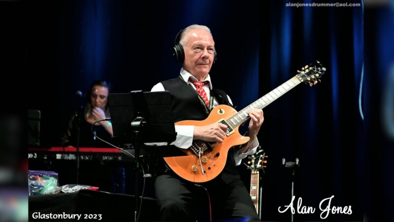 King Crimson: Robert Fripp já disse odiar o rótulo de rock progressivo; “Uma prisão”